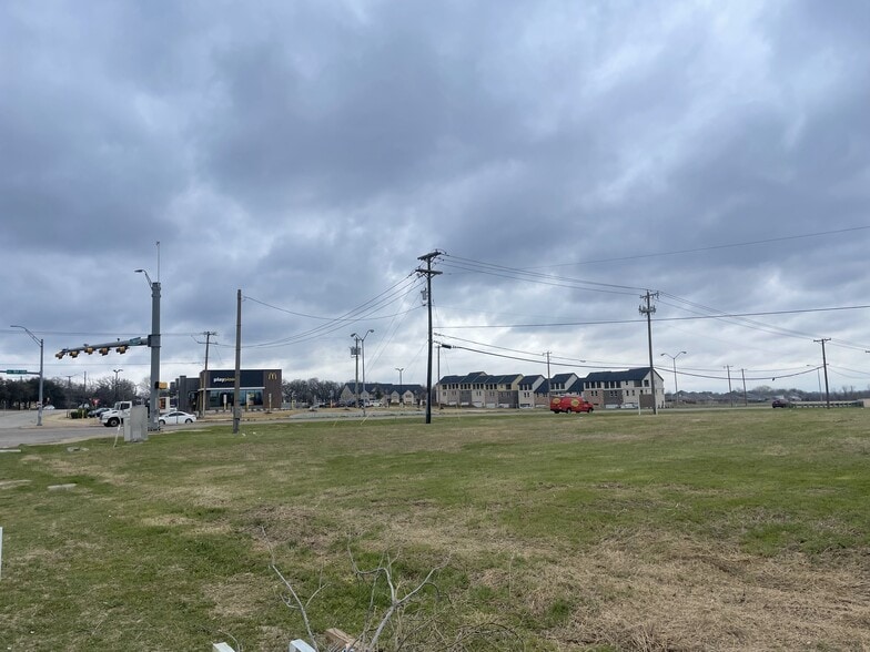 1319 S Beltline Rd, Irving, TX à vendre - Photo du bâtiment - Image 2 de 3