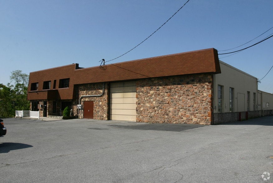 850 State St, Lemoyne, PA for lease - Building Photo - Image 2 of 21