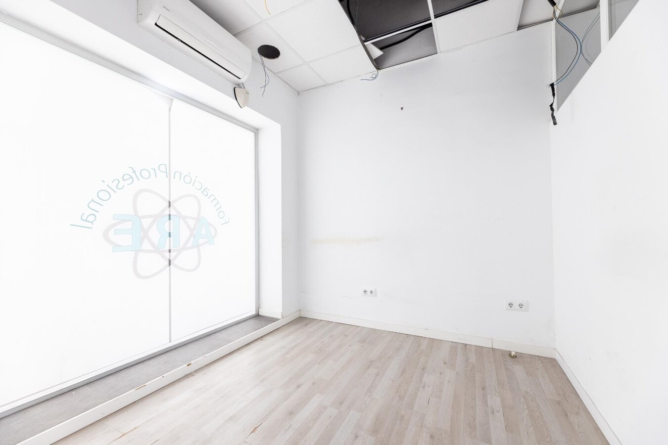 Madrid, MAD 28038 - Unité Pl:00 Pt:B -  - Photo intérieure - Image 1 of 17