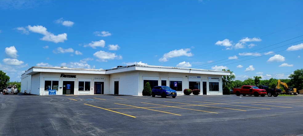 2150 Oriskany St W, Utica, NY for lease - Building Photo - Image 2 of 14