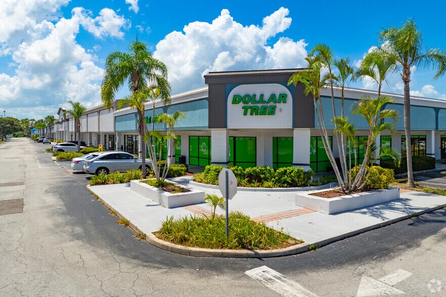 1220-1296 Sarno Rd, Melbourne, FL à louer - Photo du bâtiment - Image 2 de 16
