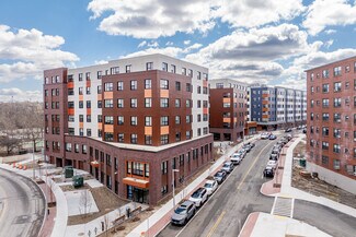 Plus de détails pour 30 Heath St, Jamaica Plain, MA - Bureau/Commerce de détail à louer