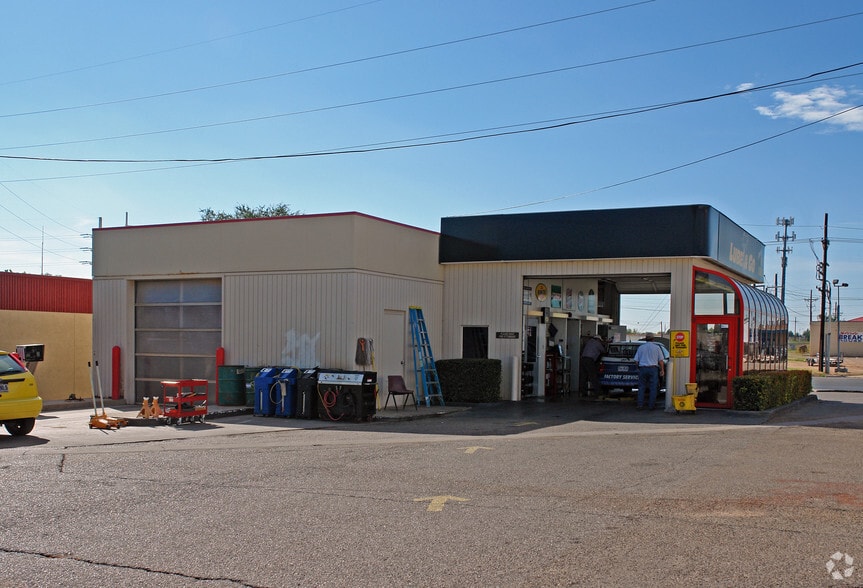 2815 Slide Rd, Lubbock, TX à vendre - Photo du bâtiment - Image 2 de 3
