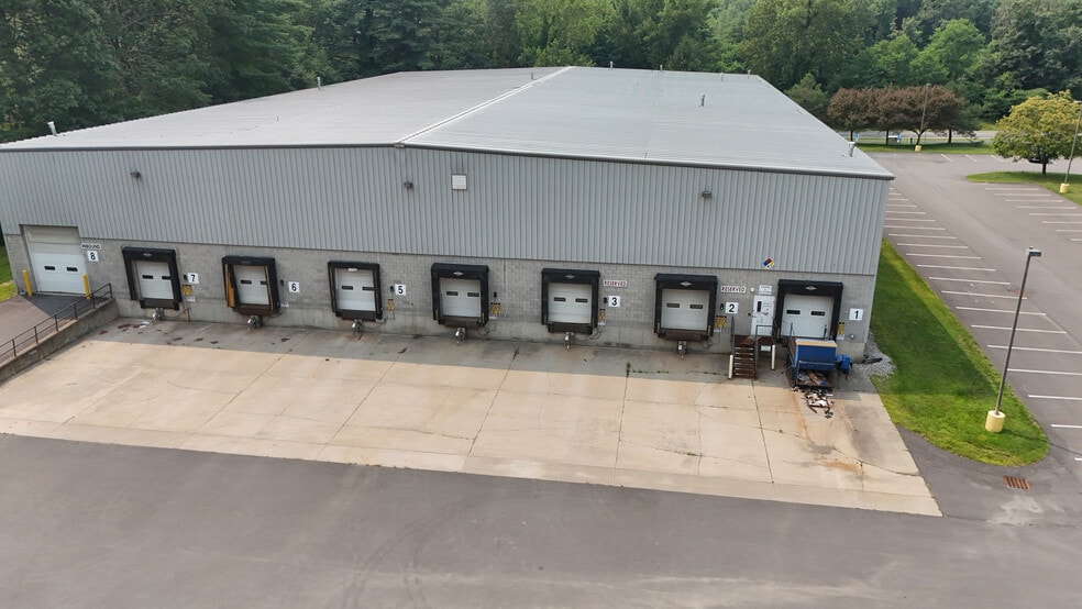 620 Van Patten Dr, Clifton Park, NY for lease - Building Photo - Image 3 of 11