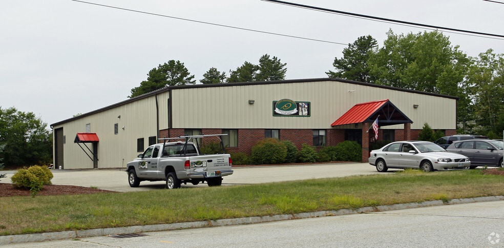 14 Chenell Dr, Concord, NH for lease - Primary Photo - Image 1 of 4