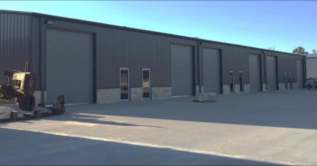 Plus de détails pour 11075 Eastex Fwy, Beaumont, TX - Local d'activités, Industriel à louer
