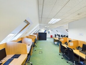 Quality St, Edinburgh for lease Interior Photo- Image 1 of 4