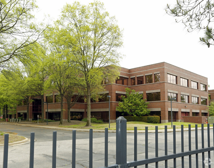 2003 Corporate Ave, Memphis, TN for lease - Building Photo - Image 1 of 9