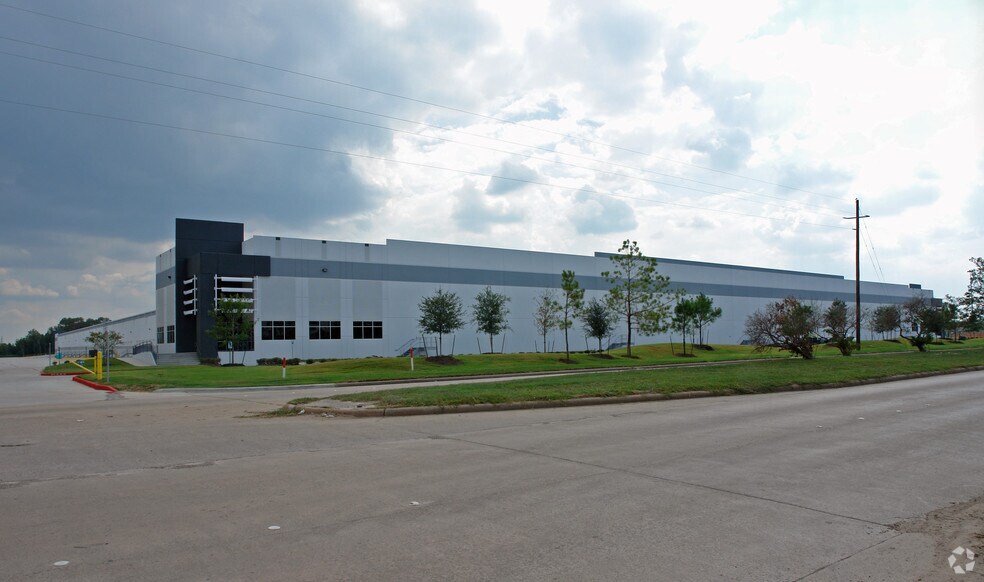 14810 North Fwy, Houston, TX à louer - Photo du bâtiment - Image 2 de 8
