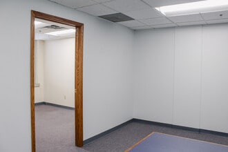 77 Monroe Center St NW, Grand Rapids, MI à louer Photo intérieure- Image 2 de 4