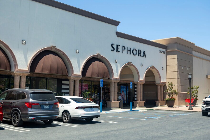 26732-26762 Towne Centre Dr, Foothill Ranch, CA for lease - Building Photo - Image 2 of 23