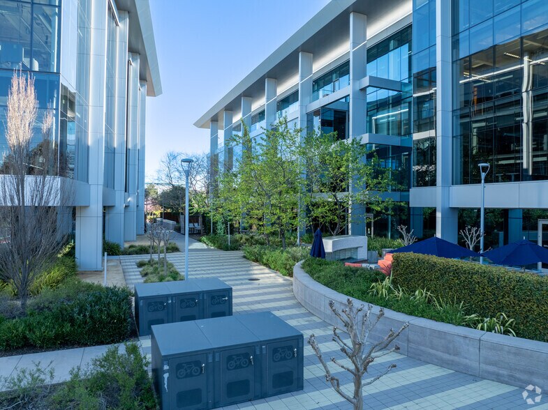 164 Jefferson Dr, Menlo Park, CA for lease - Building Photo - Image 2 of 21