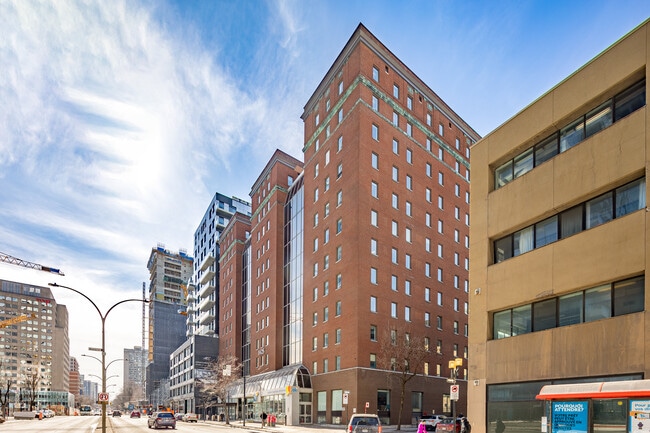 Plus de détails pour 1425 Boul René-Lévesque O, Montréal, QC - Bureau, Commerce de détail à louer