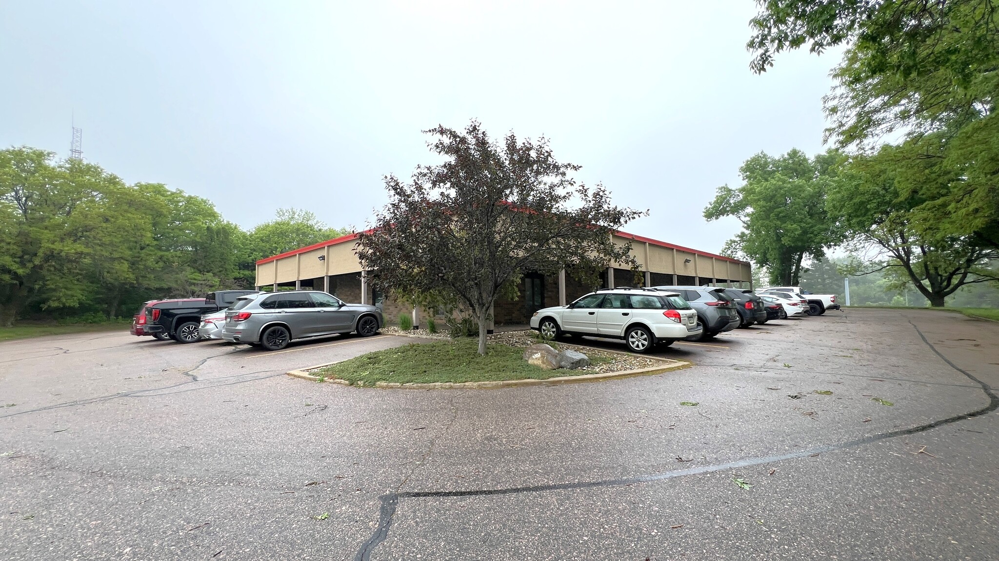 3133 Floyd Blvd, Sioux City, IA for lease Primary Photo- Image 1 of 2