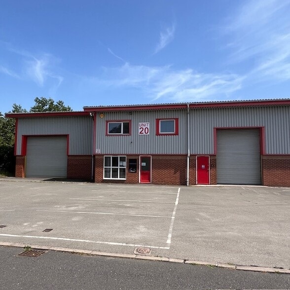 20-21 Hawkins Ln, Burton On Trent for sale - Building Photo - Image 1 of 4