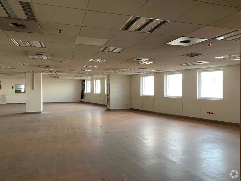 Calle Reyes Católicos, 18, Alcobendas, Madrid for lease - Building Photo - Image 1 of 15