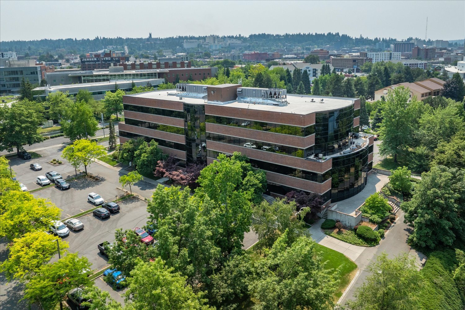 501 N Riverpoint Blvd, Spokane, WA à vendre Photo du bâtiment- Image 1 de 8