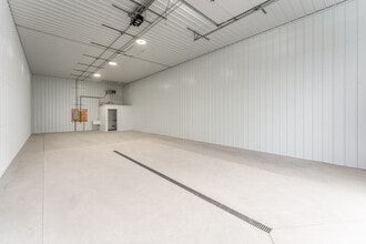 1921 Brighton Henrietta Town Line Rd, Rochester, NY for lease Interior Photo- Image 1 of 4