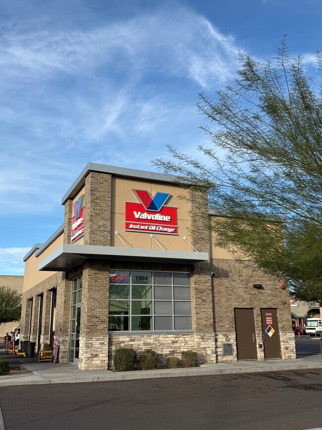 Plus de détails pour 1864 E Baseline Rd, Mesa, AZ - Commerce de détail à vendre