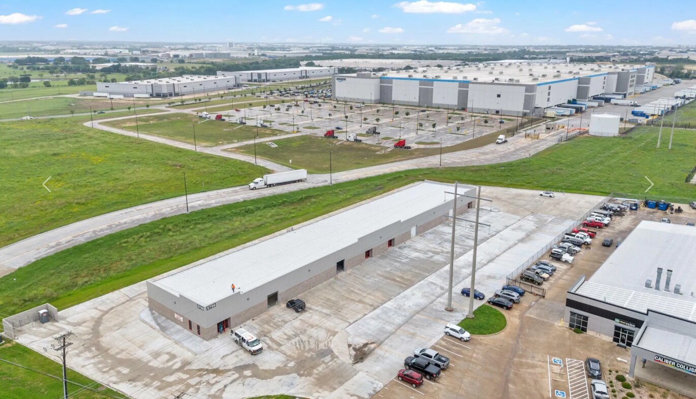 5759 Bagby Ave, Waco, TX à louer Photo du bâtiment- Image 1 de 4