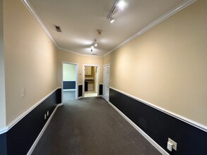 115 S Saint Marys St, Raleigh, NC à louer Photo intérieure- Image 2 de 9