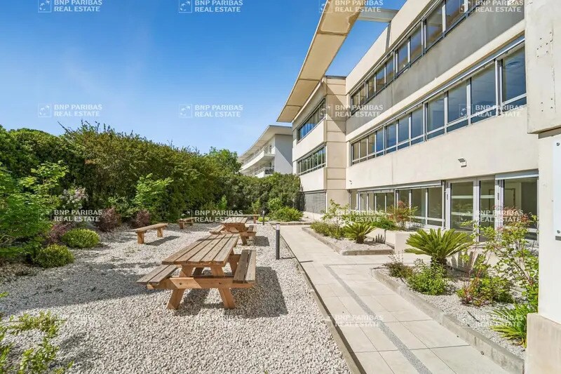 Office in Montpellier for sale - Building Photo - Image 2 of 20