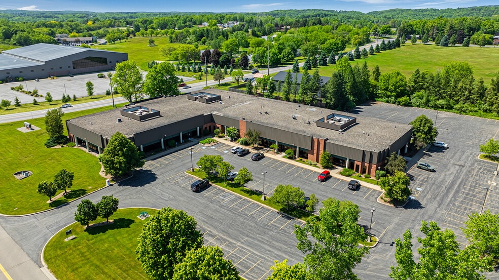7620 Omnitech Pl, Victor, NY for lease - Building Photo - Image 2 of 20