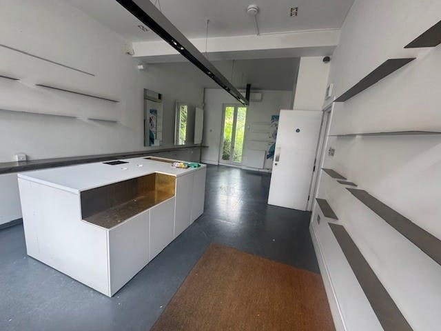 52 Stoke Newington Church St, London for lease - Interior Photo - Image 3 of 13