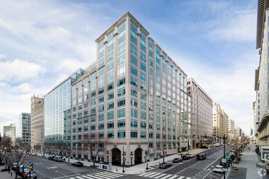 1299 Pennsylvania Ave NW, Washington, DC à louer - Photo du bâtiment - Image 3 de 19