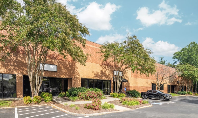 10430-10440 Lakeridge Pky, Ashland, VA for lease - Building Photo - Image 2 of 12