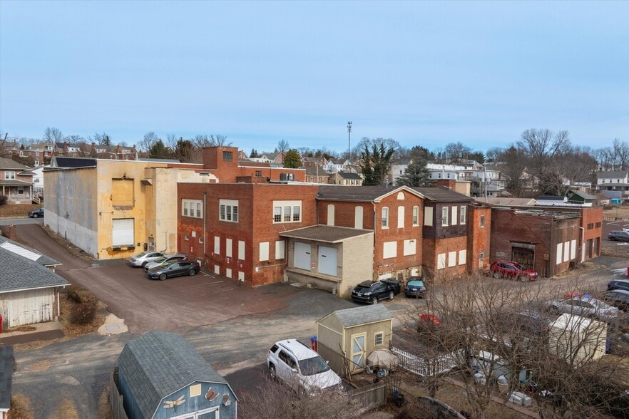 38 Green St, Souderton, PA for sale - Building Photo - Image 3 of 13