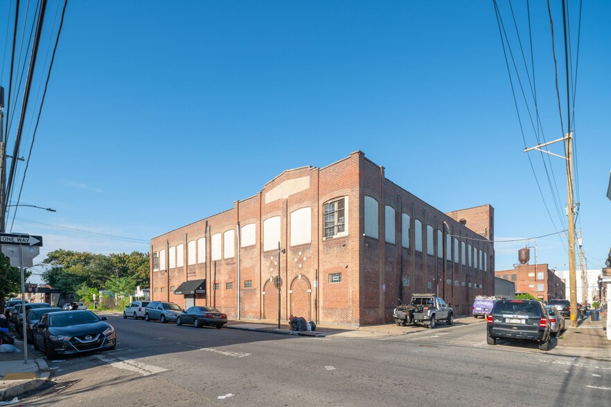 2221 E Clearfield St, Philadelphia, PA for lease - Primary Photo - Image 1 of 20