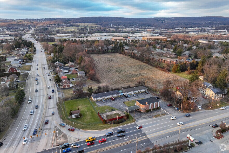 E Market St & Mt Zion Rd, York, PA à louer - Photo du bâtiment - Image 2 de 2