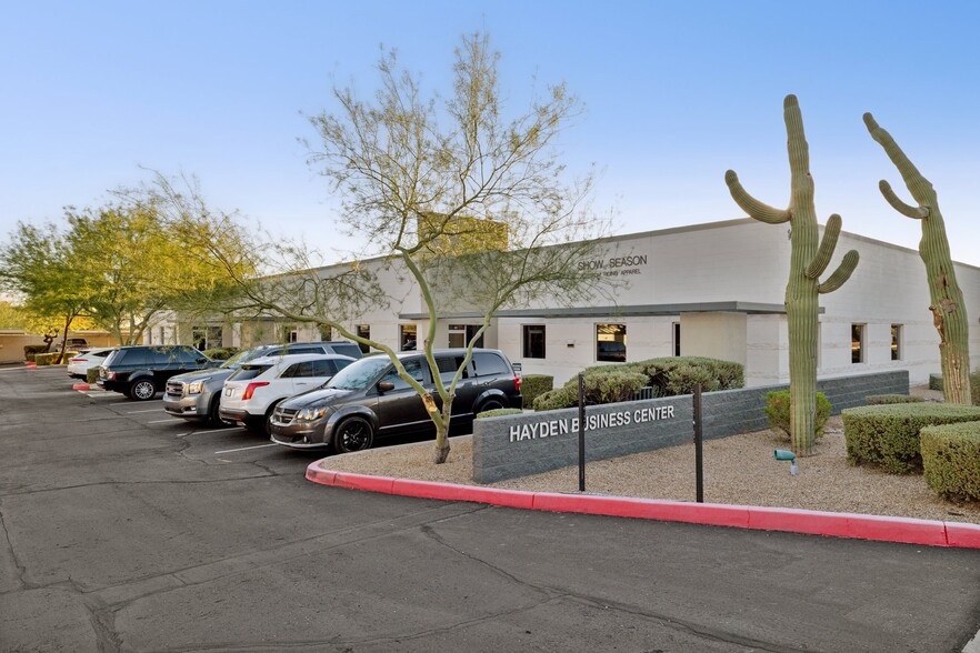 14201 N Hayden Rd, Scottsdale, AZ à vendre - Photo du bâtiment - Image 3 de 5