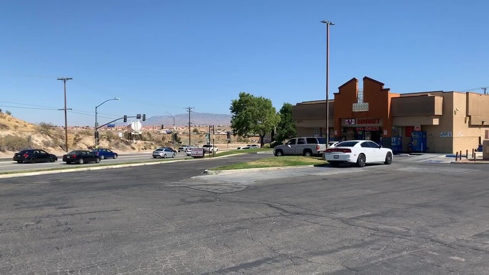 13728 Hesperia Rd, Victorville, CA for lease - Commercial Listing Video - Image 3 of 17