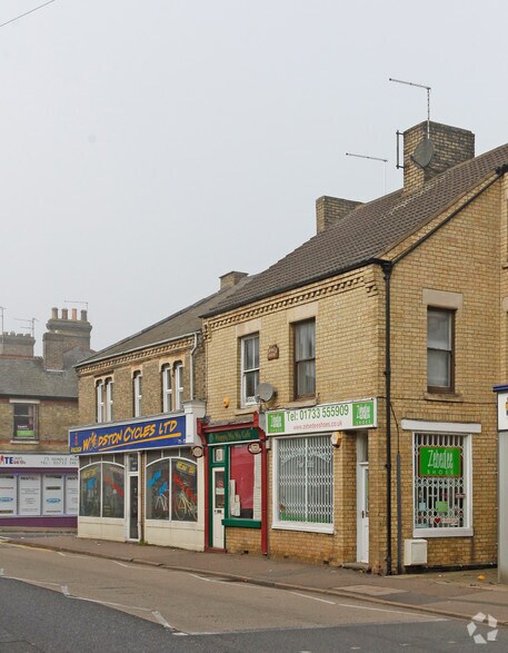 69 Oundle Rd, Peterborough à vendre - Photo du bâtiment - Image 2 de 2