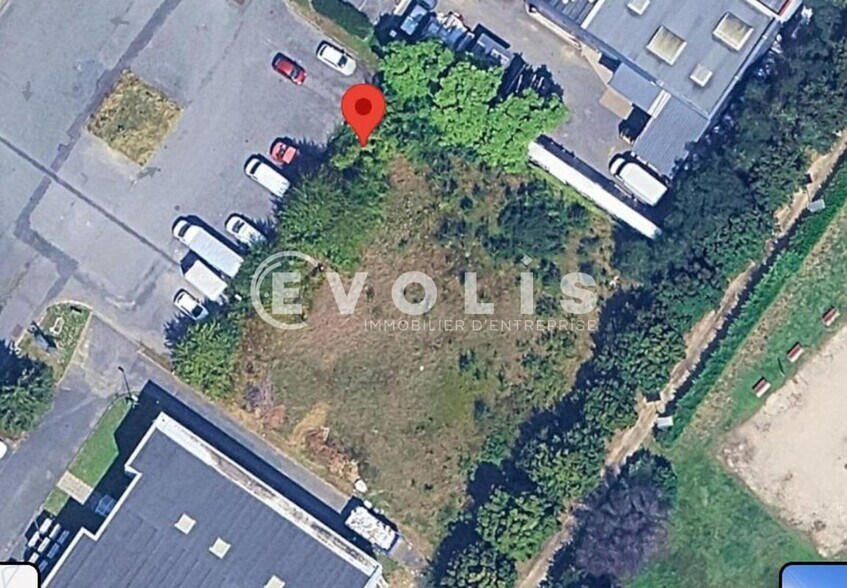 Land in Villejust for sale - Building Photo - Image 1 of 7