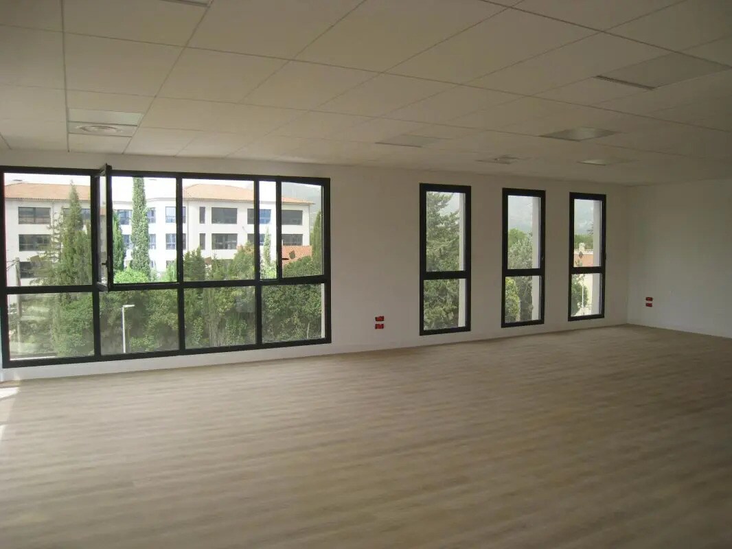 Office in Aubagne for lease Building Photo- Image 1 of 6