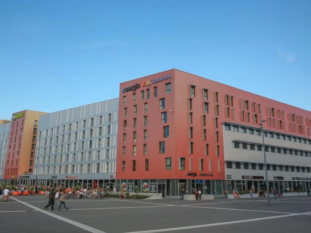 243 Boulevard De Tournai, Villeneuve-d'Ascq à louer Photo du bâtiment- Image 1 de 6