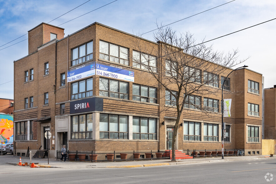 110 Rue Jean-Talon O, Montréal, QC à vendre - Photo principale - Image 1 de 1