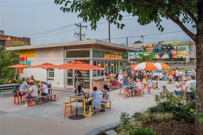 Plus de détails pour 1930 Camden Rd, Charlotte, NC - Bureau à louer