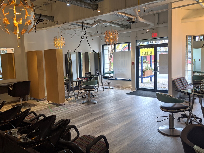 4 14th St NW, Calgary, AB for lease - Interior Photo - Image 2 of 7