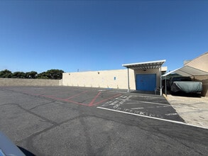 10662 Stanford Ave, Garden Grove, CA for lease Interior Photo- Image 1 of 1