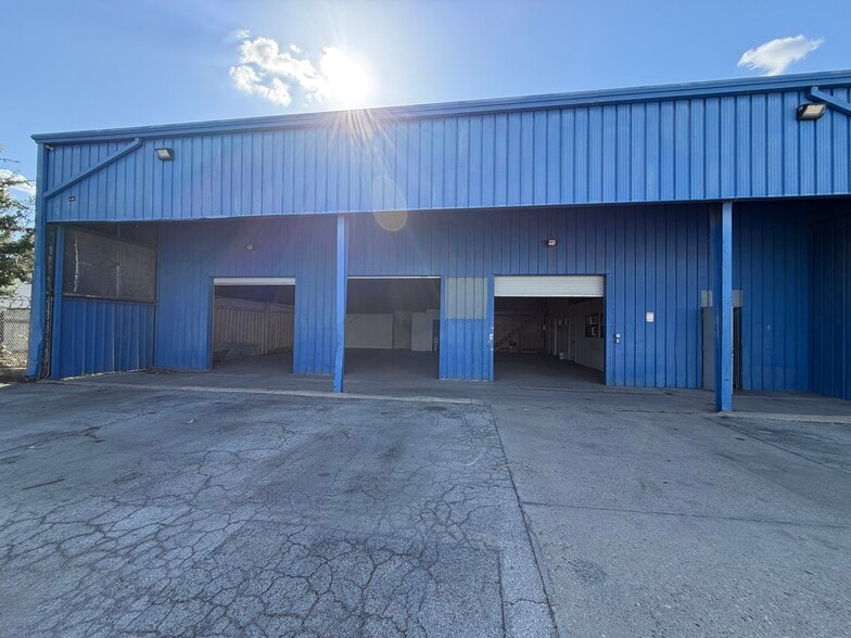 4749 E Ben White Blvd, Austin, TX for lease - Building Photo - Image 3 of 19