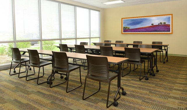 450 Coronado Dr, Rochelle, IL à vendre - Photo intérieure - Image 2 de 15