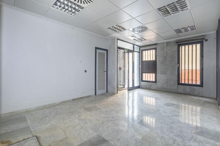 Retail in Iznalloz, Granada for sale - Interior Photo - Image 2 of 21