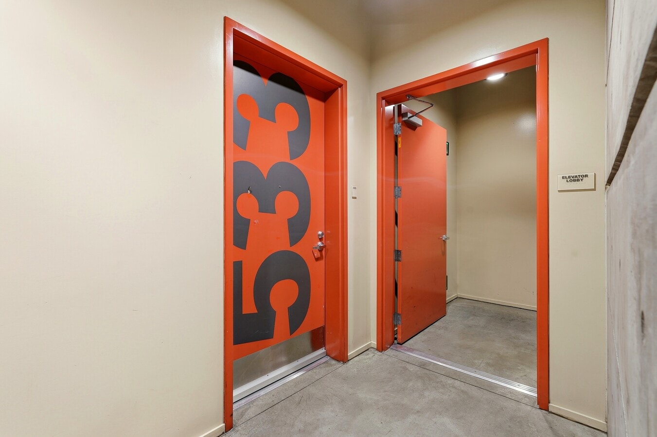 500-530 S Hewitt St, Los Angeles, CA 90013 - Unité 533 -  - Photo intérieure - Image 1 of 42