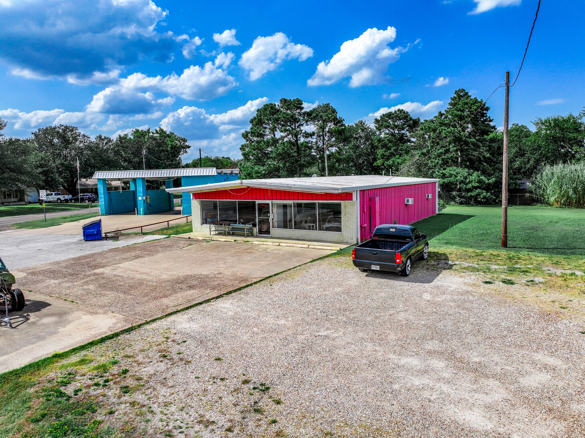 604 Frisco St, Cumby, TX for sale Primary Photo- Image 1 of 23