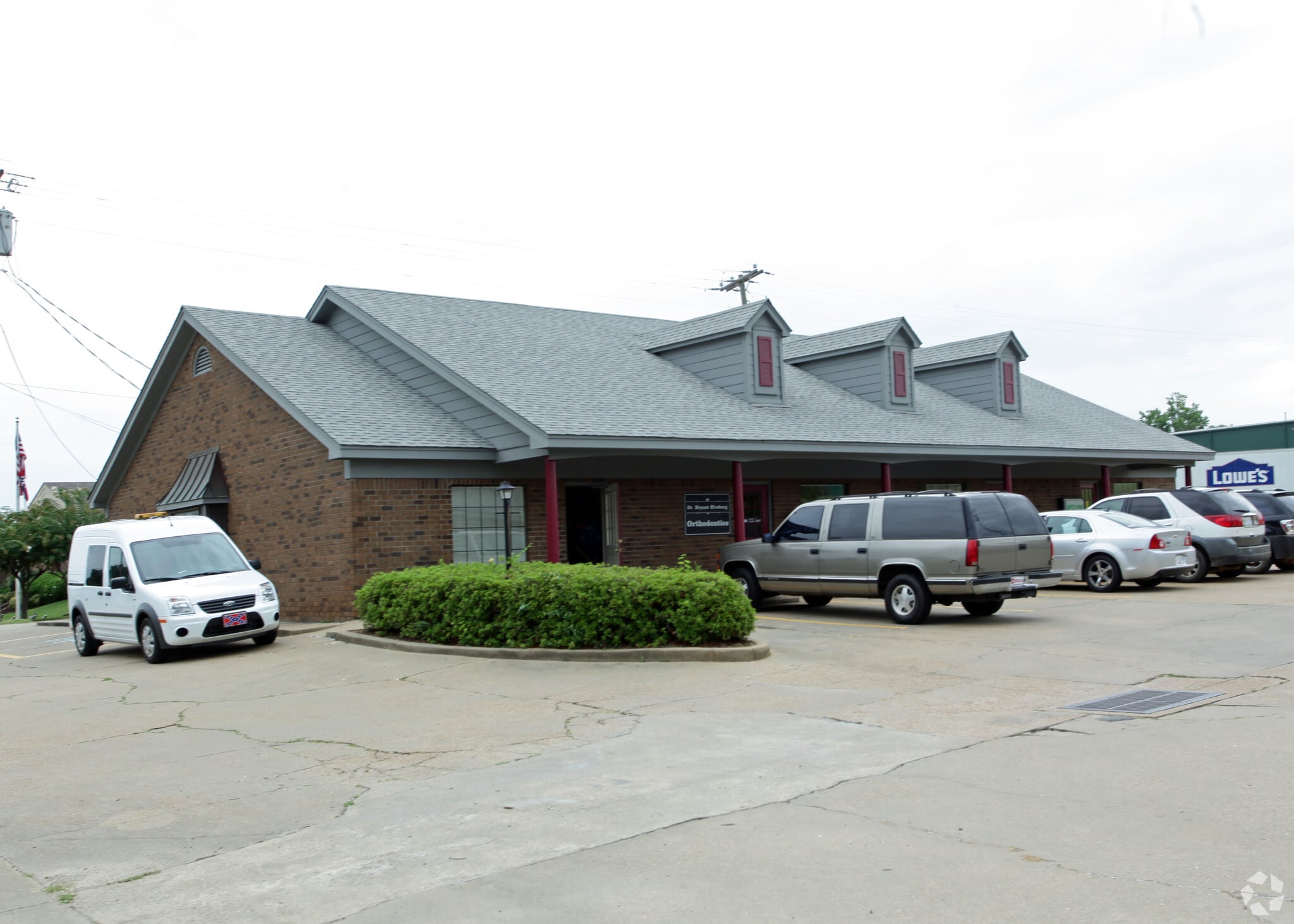 200 Highway 51 N, Batesville, MS for lease Building Photo- Image 1 of 3