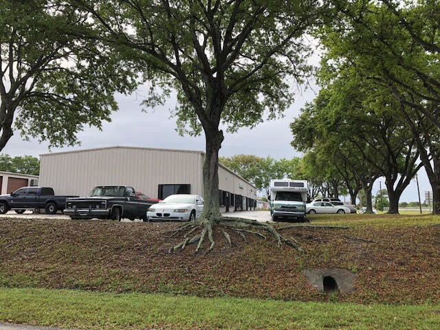 1801-1817 SW South Macedo Blvd, Port Saint Lucie, FL à louer - Photo du bâtiment - Image 2 de 5